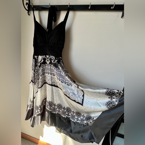 Sangria Black Silver Halter Top Silk Scarf Skirt Dress | Size 6 | Worn Once - Picture 6 of 8